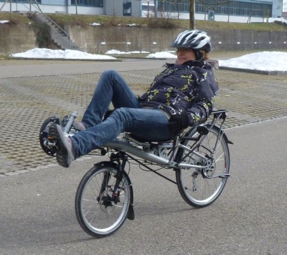 Barbara bei kaltem Wetter auf der Streetmachine