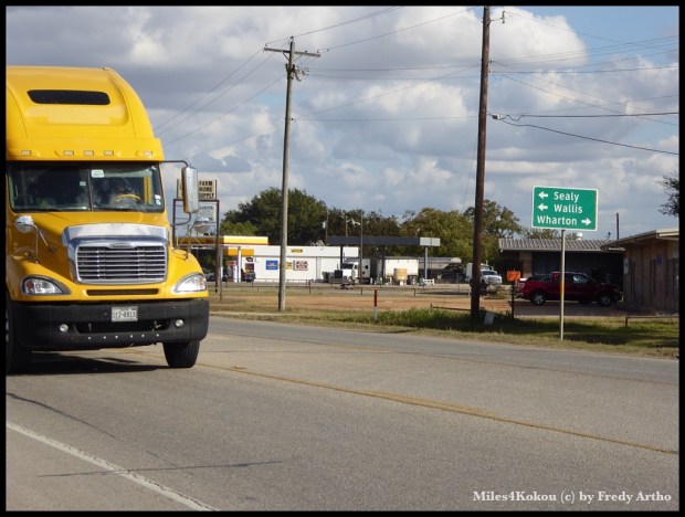 Ich hätte, wie der Wegweiser ankündigt, auch in's Wallis abbiegen können, aber da wollte ich ja nicht hin.