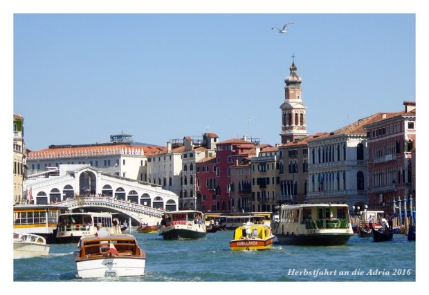 Viel Verkehr auf dem Canale Grande